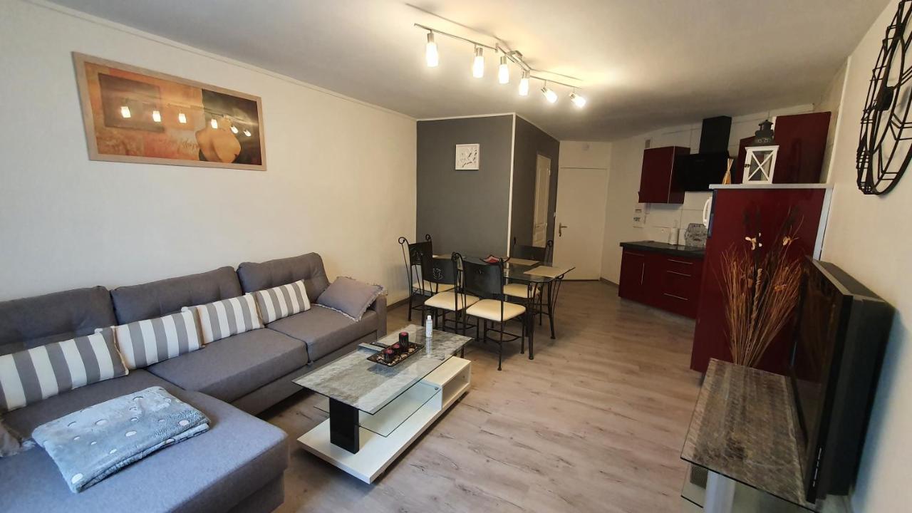 Appartement Carnus Rodez Exteriör bild
